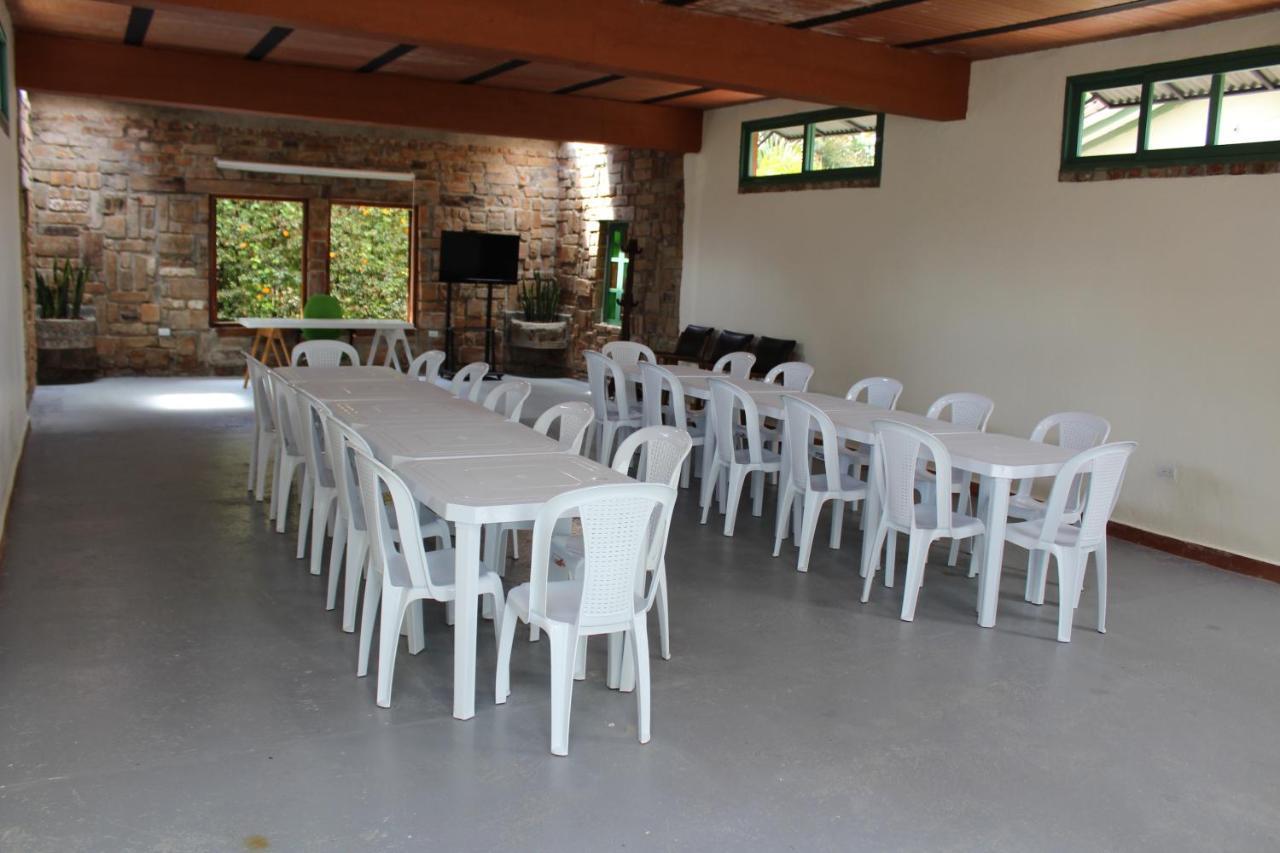 Llanogrande  Ecohotel La Masia מראה חיצוני תמונה