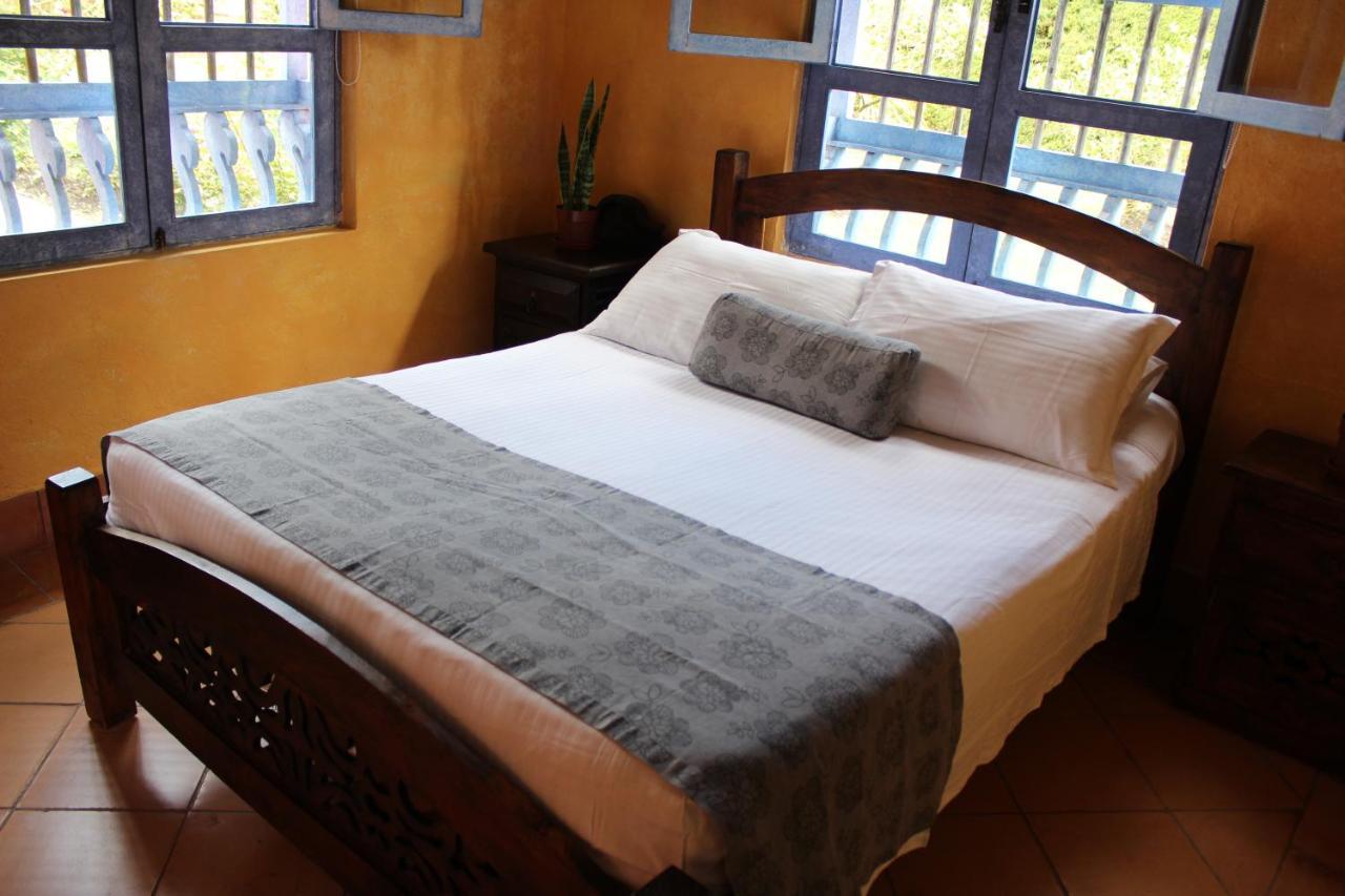 Llanogrande  Ecohotel La Masia מראה חיצוני תמונה